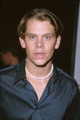 Eric Christian Olsen at event of The Bachelor (1999)