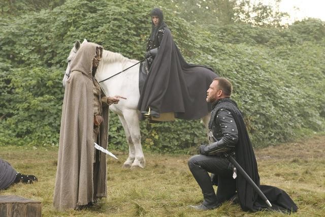 Still of Robert Carlyle and Ty Olsson in Once Upon a Time (2011)