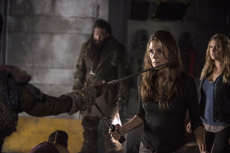 Still of Ty Olsson, Paige Turco and Eliza Taylor in The 100 (2014)