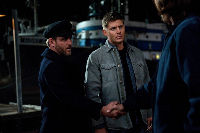 Still of Jensen Ackles, Ty Olsson and Jared Padalecki in Supernatural (2005)
