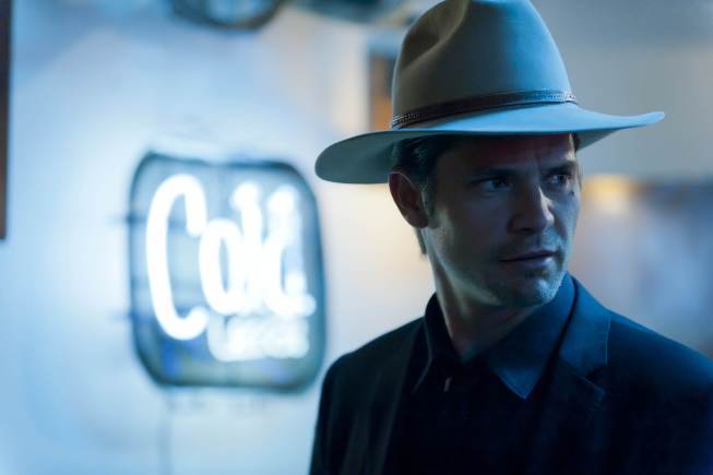 Still of Timothy Olyphant in Justified (2010)