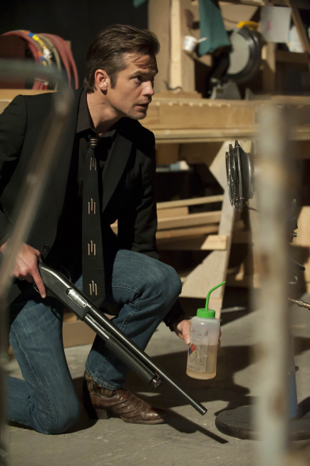 Still of Timothy Olyphant in Justified (2010)