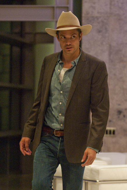 Still of Timothy Olyphant in Justified (2010)