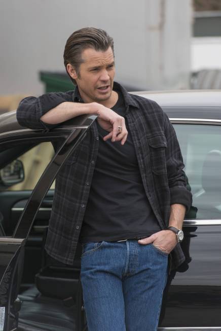 Still of Timothy Olyphant in Justified (2010)