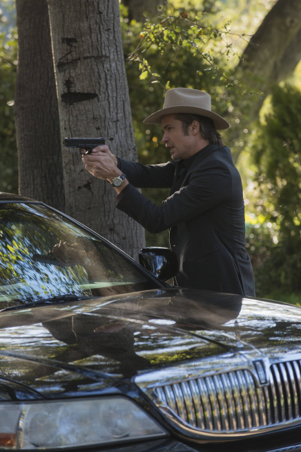 Still of Timothy Olyphant in Justified (2010)