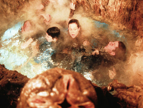 Still of Winona Ryder, Sigourney Weaver and Leland Orser in Alien: Resurrection (1997)