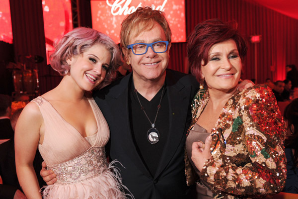 Elton John, Sharon Osbourne and Kelly Osbourne at event of The 82nd Annual Academy Awards (2010)