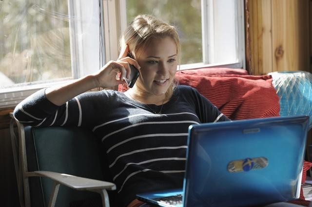 Still of Emily Osment in Cyberbully (2011)