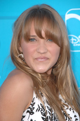 Emily Osment at event of High School Musical 2 (2007)