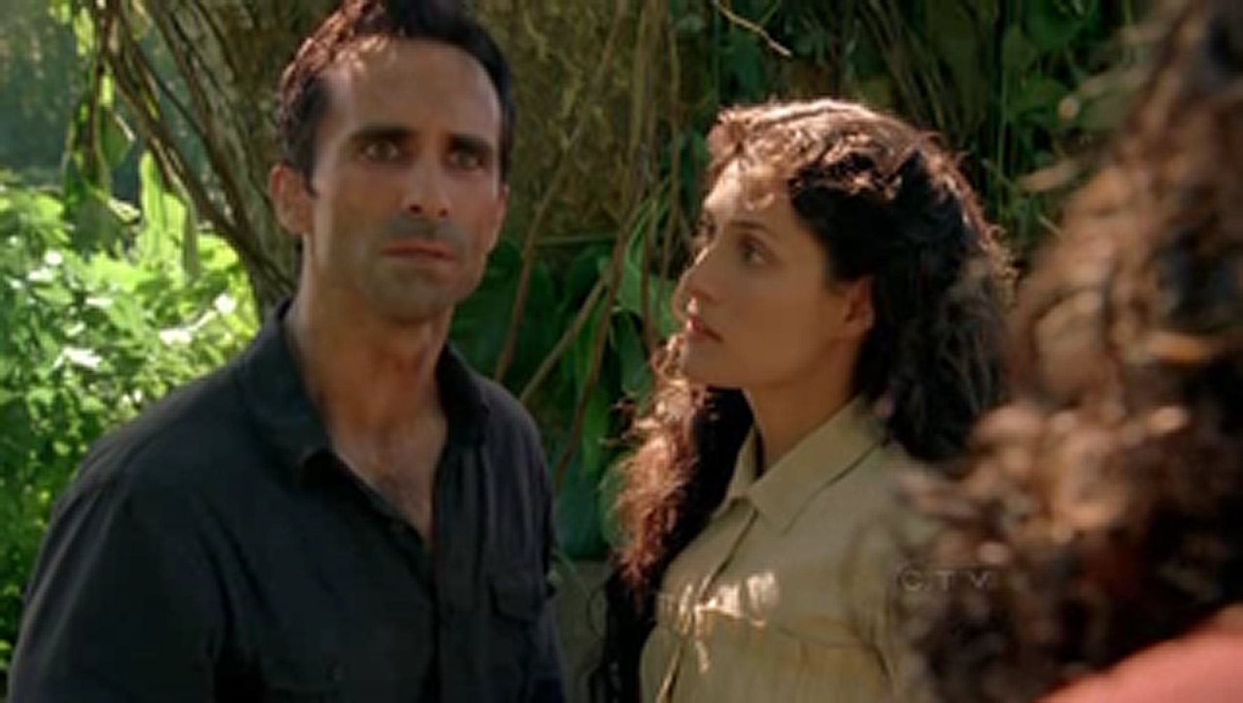 Still of Mirelly Taylor and Nestor Carbonell in Lost