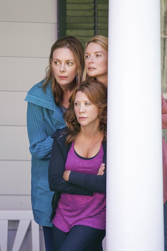 Still of Andrea Powell, Cheri Oteri and Riley Smith in Christmas in Conway (2013)