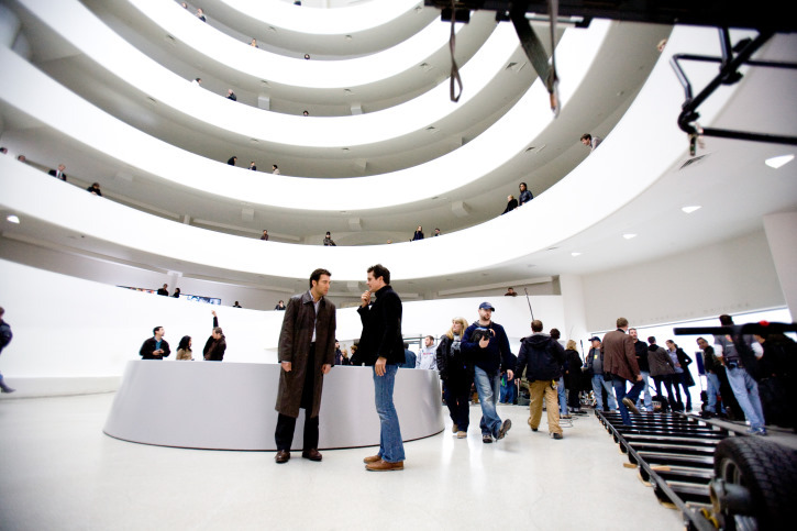 Still of Clive Owen and Tom Tykwer in The International (2009)