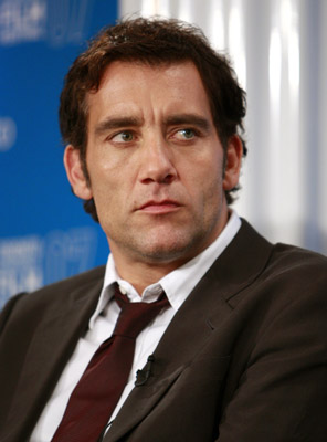 Clive Owen at event of Elizabeth: The Golden Age (2007)