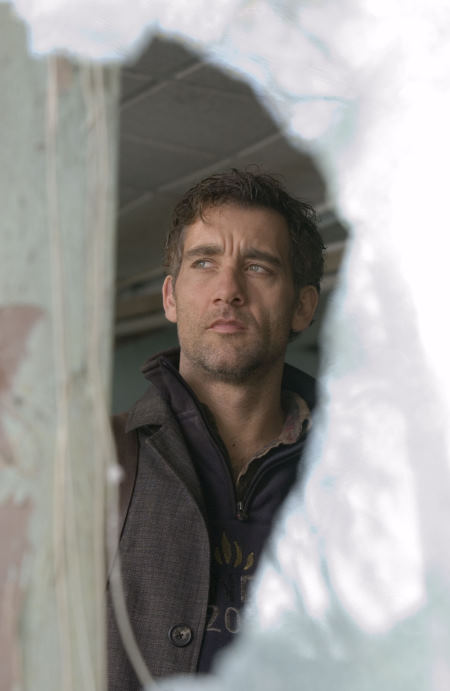 Still of Clive Owen in Children of Men (2006)