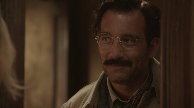 Still of Clive Owen in Hemingway & Gellhorn (2012)