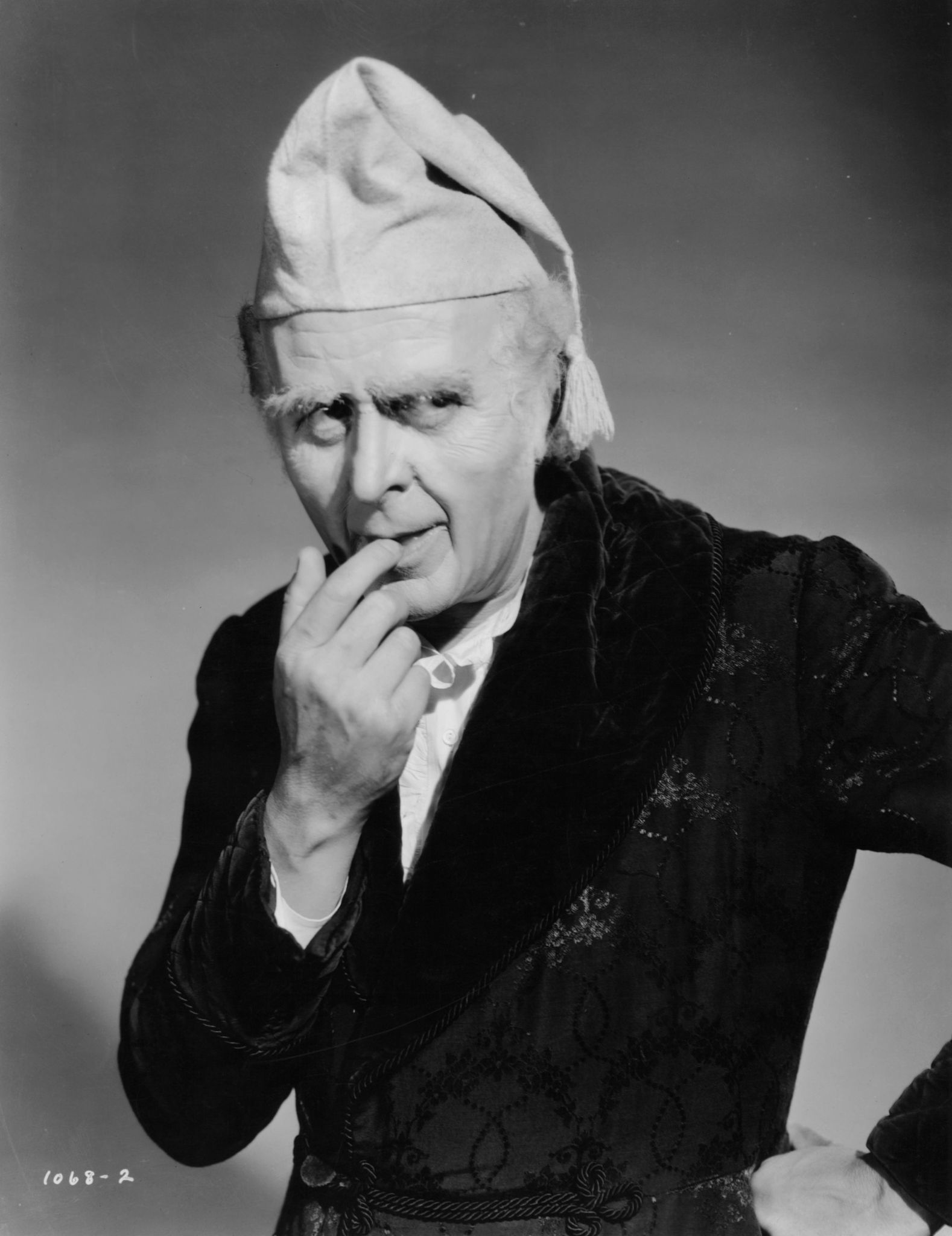 Still of Reginald Owen in A Christmas Carol (1938)