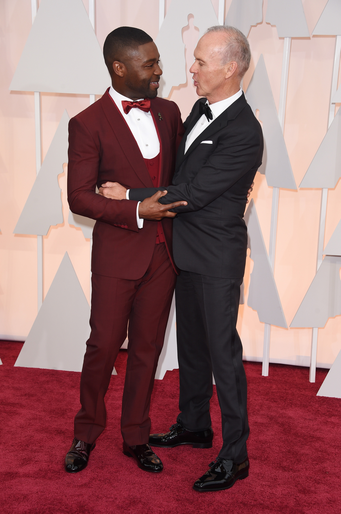 Michael Keaton and David Oyelowo at event of The Oscars (2015)