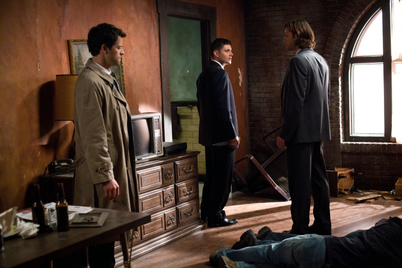 Still of Jensen Ackles, Misha Collins and Jared Padalecki in Supernatural (2005)