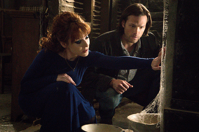 Still of Jared Padalecki and Ruth Connell in Supernatural (2005)