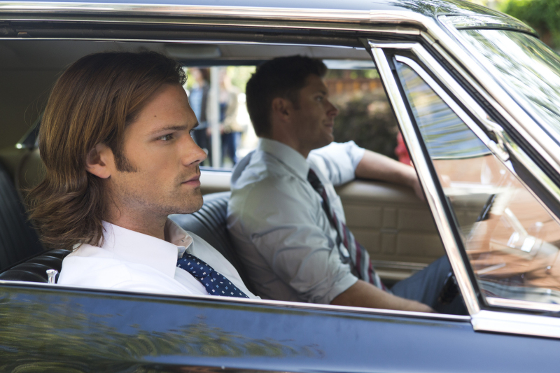 Still of Jensen Ackles, James Dittiger and Jared Padalecki in Supernatural (2005)