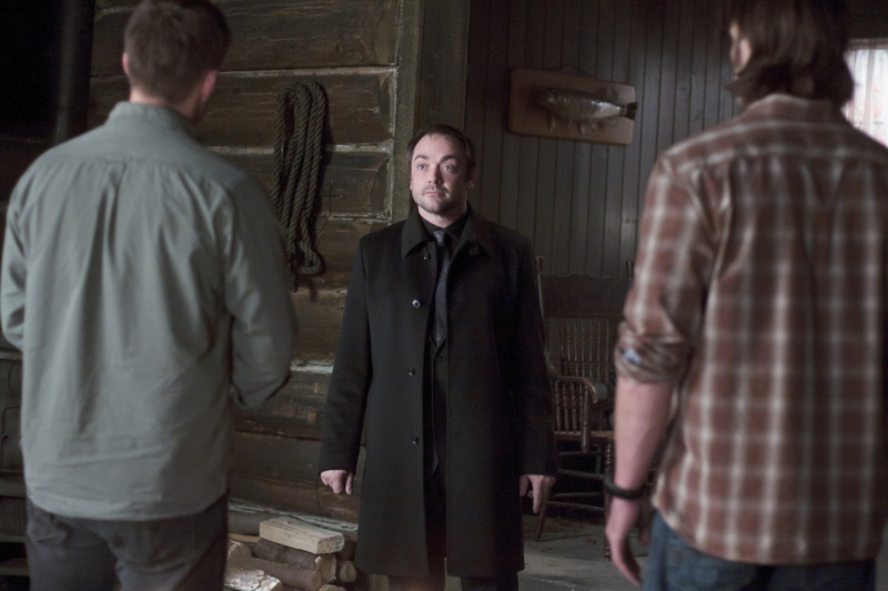 Still of Jensen Ackles, Jared Padalecki and Mark Sheppard in Supernatural (2005)