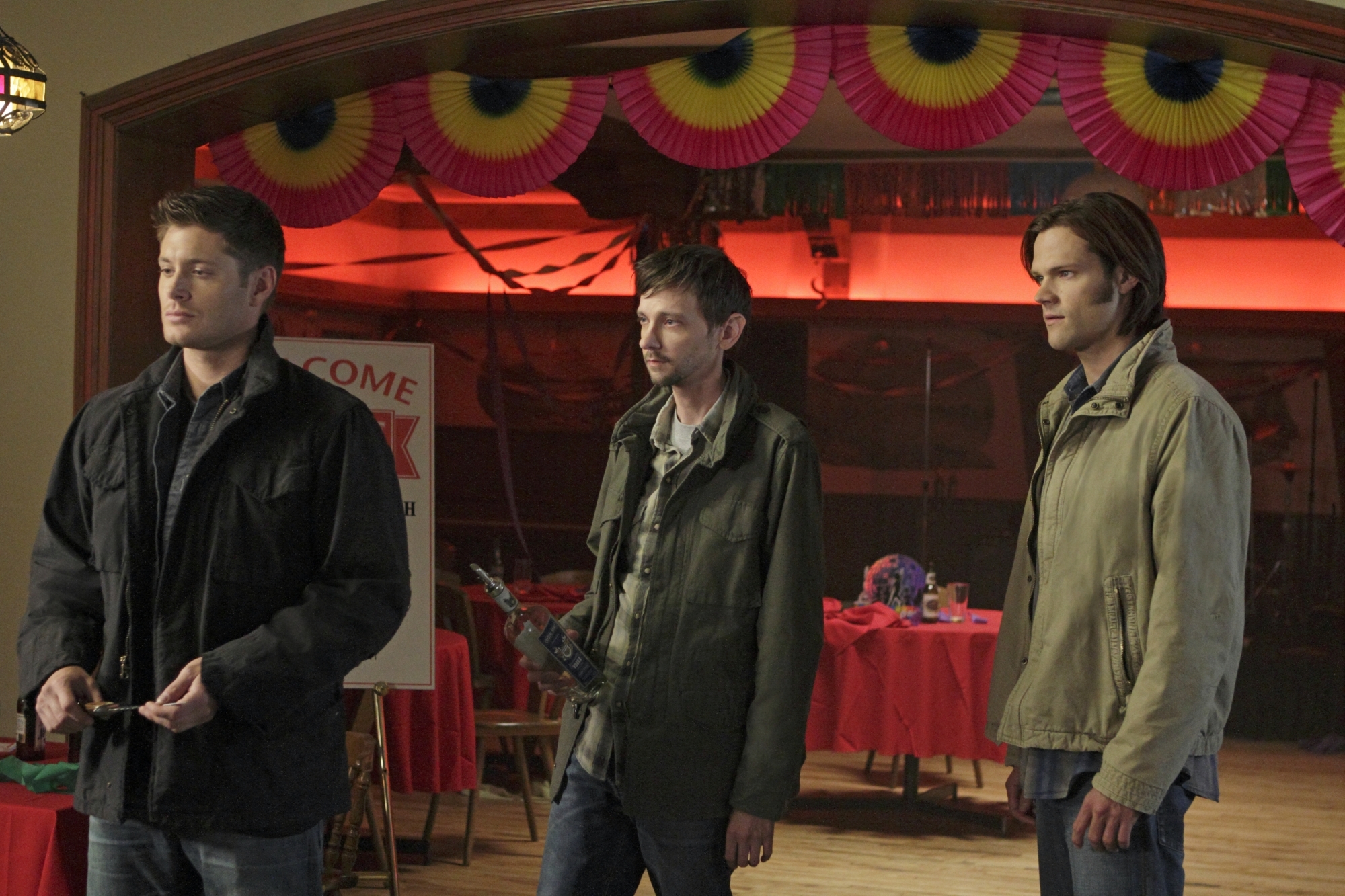 Still of Jensen Ackles, Jared Padalecki and DJ Qualls in Supernatural (2005)