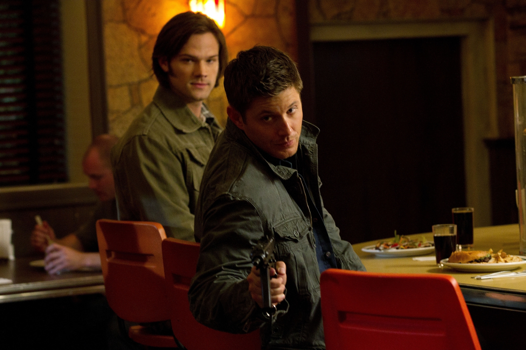 Still of Jensen Ackles and Jared Padalecki in Supernatural (2005)