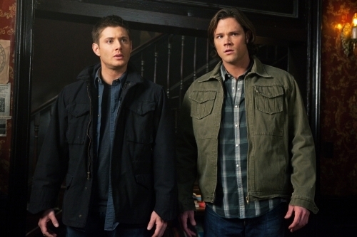 Still of Jensen Ackles and Jared Padalecki in Supernatural (2005)