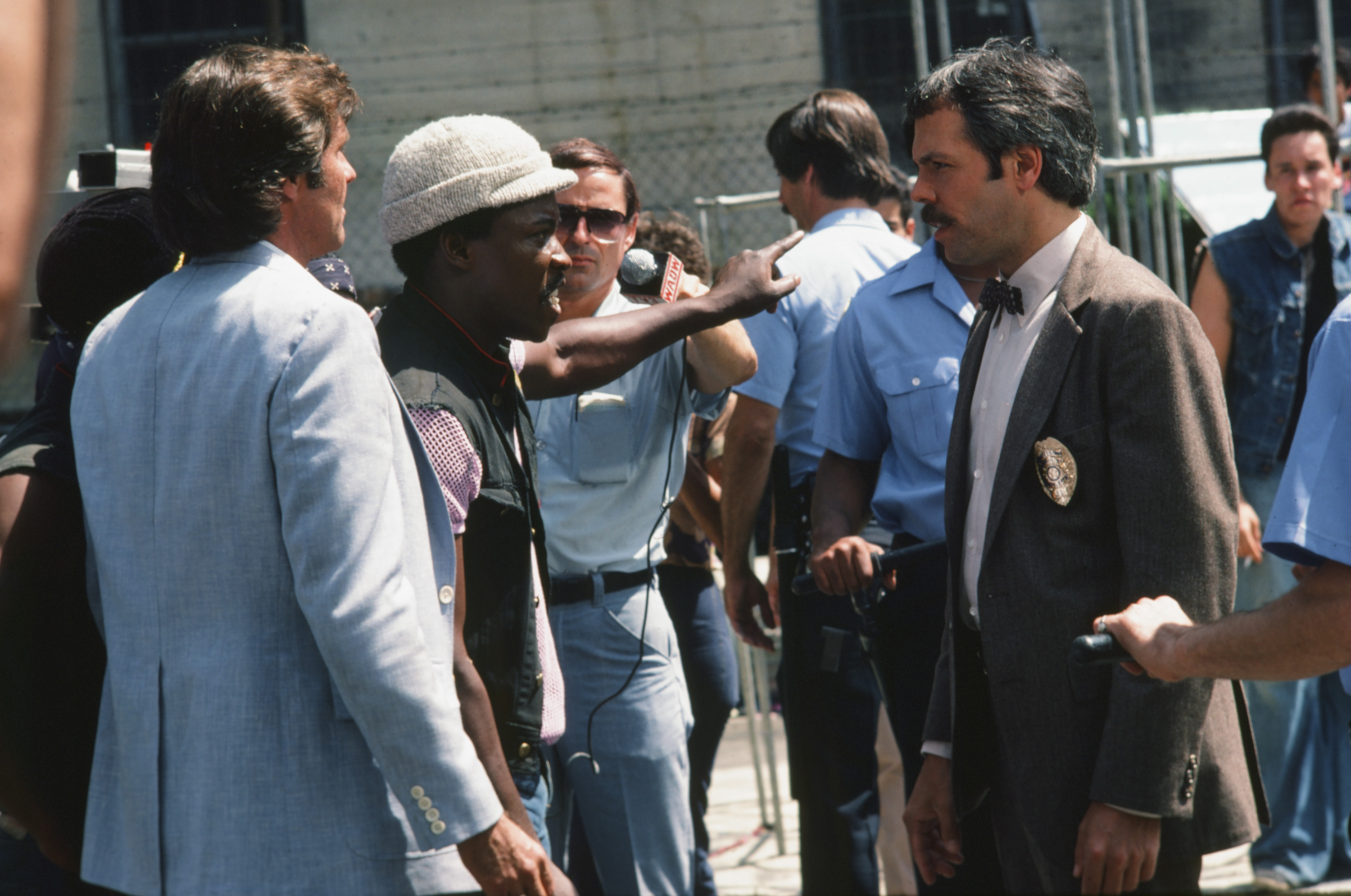 Still of Kiel Martin, Harrison Page and Joe Spano in Hill Street Blues (1981)