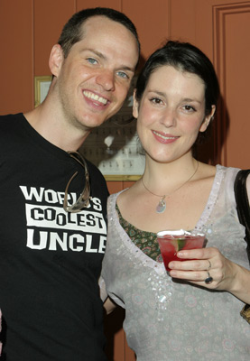 Melanie Lynskey and Peter Paige at event of Say Uncle (2005)