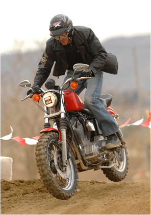 TWO HOUR DIRT RACE ON A STREET LEGAL HARLEY...FOR FUN