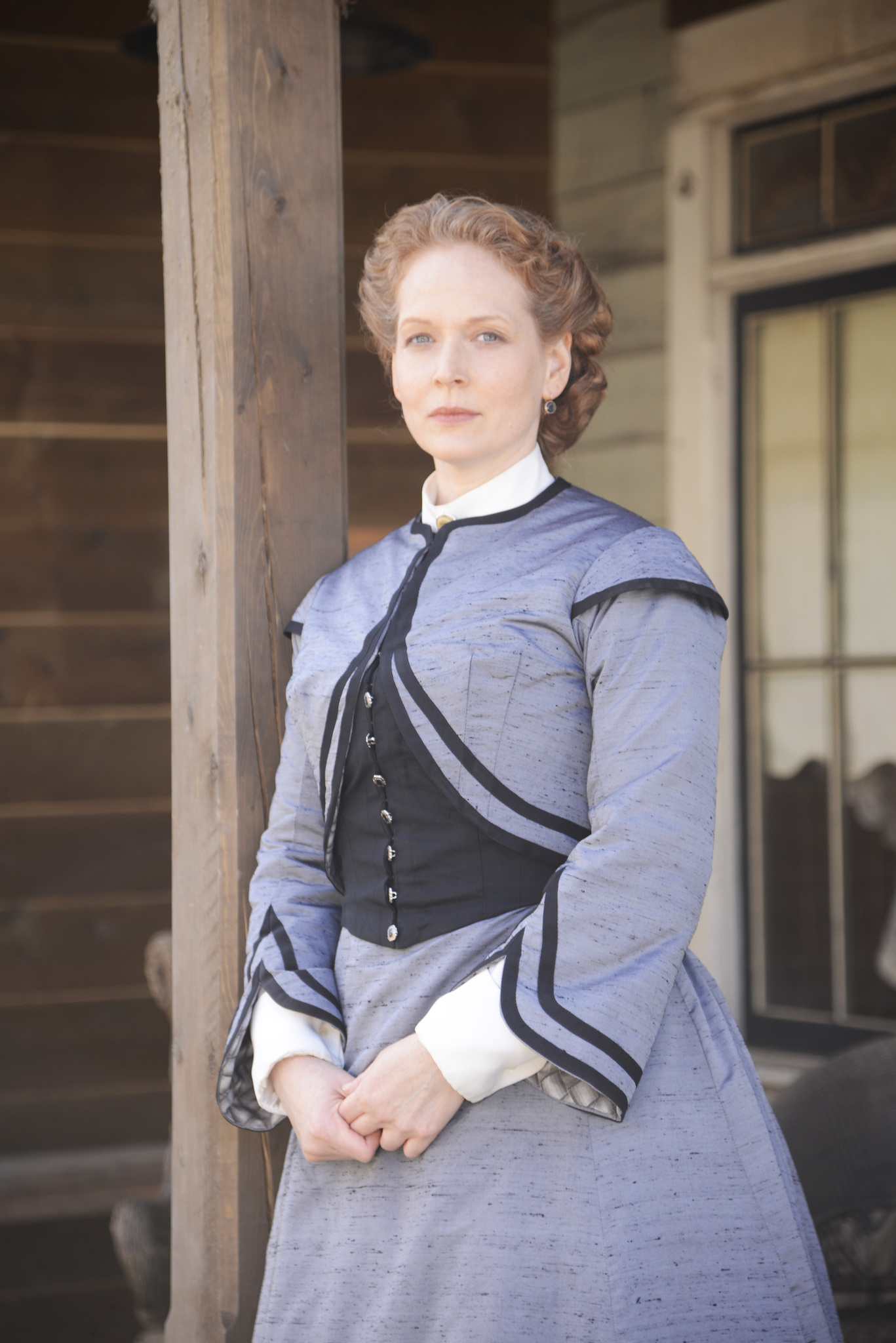 Still of Maggie Palmer and Chelah Horsdal in Hell on Wheels (2011)