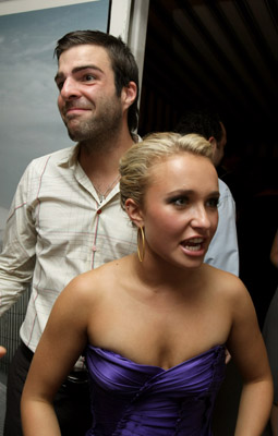 Hayden Panettiere and Zachary Quinto at event of Herojai (2006)