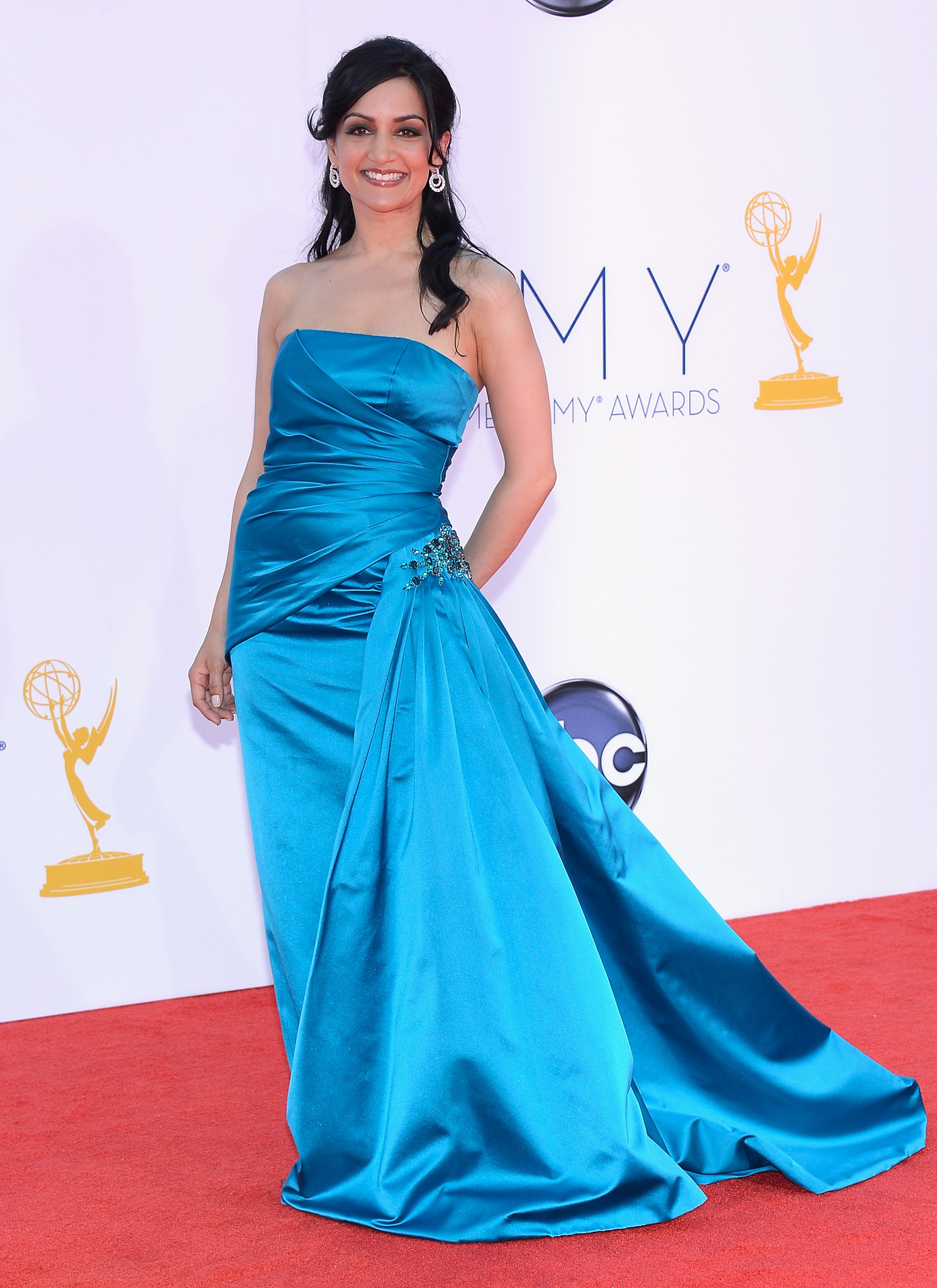 Archie Panjabi at event of The 64th Primetime Emmy Awards (2012)