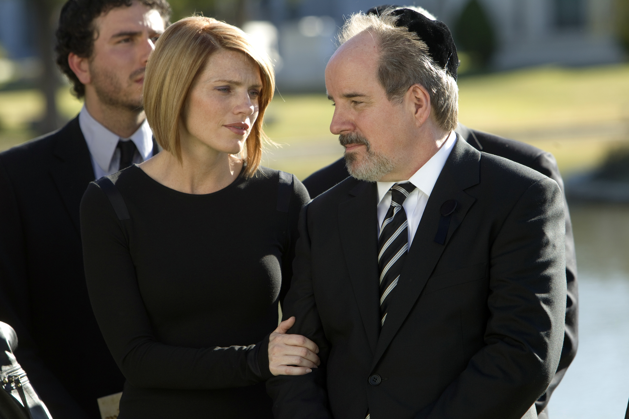 Still of John Pankow and Kathleen Rose Perkins in Episodes (2011)