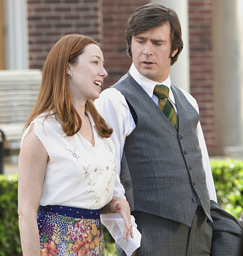 Still of Jack Davenport and Molly Parker in Swingtown (2008)