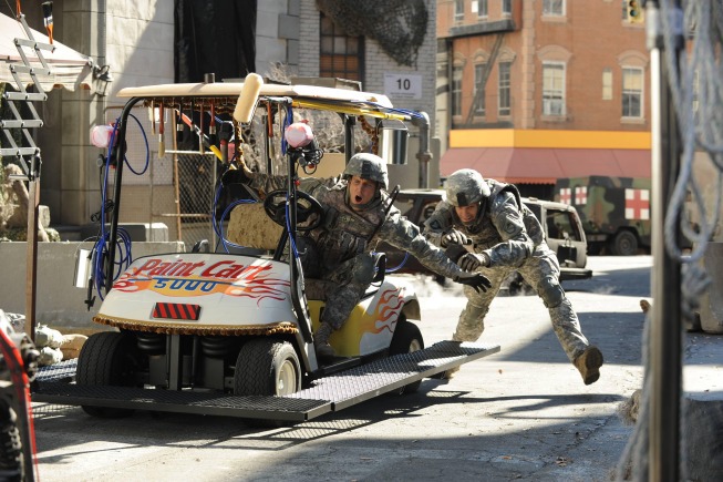 Still of Randy Parker, Geoff Stults and Parker Young in Enlisted (2014)