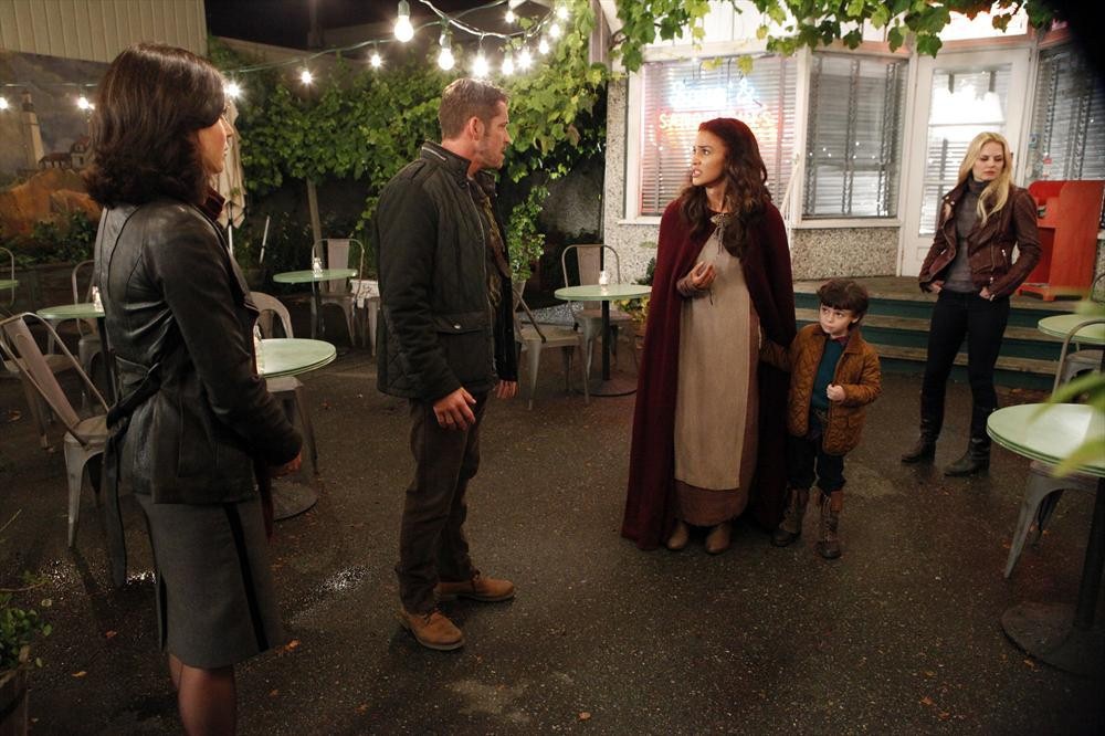 Still of Sean Maguire, Jennifer Morrison, Lana Parrilla, Christie Laing and Raphael Alejandro in Once Upon a Time (2011)