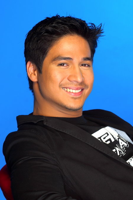 ← Piolo Pascual pictures.