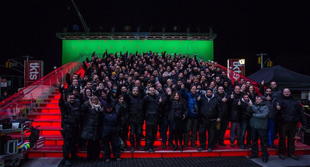Entire cast and crew of The Amazing Spiderman 2 with Garry Pastore tribute to Roger Ebert