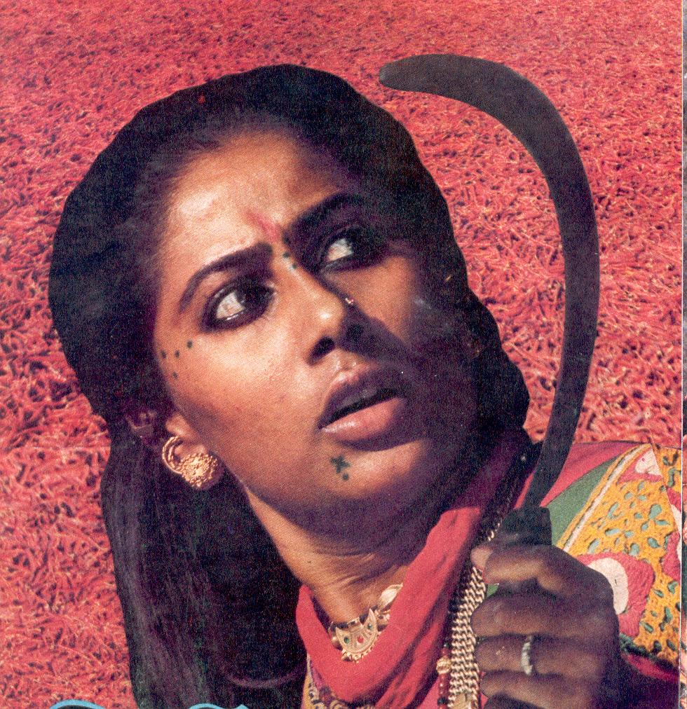 Still of Smita Patil in Mirch Masala (1987)