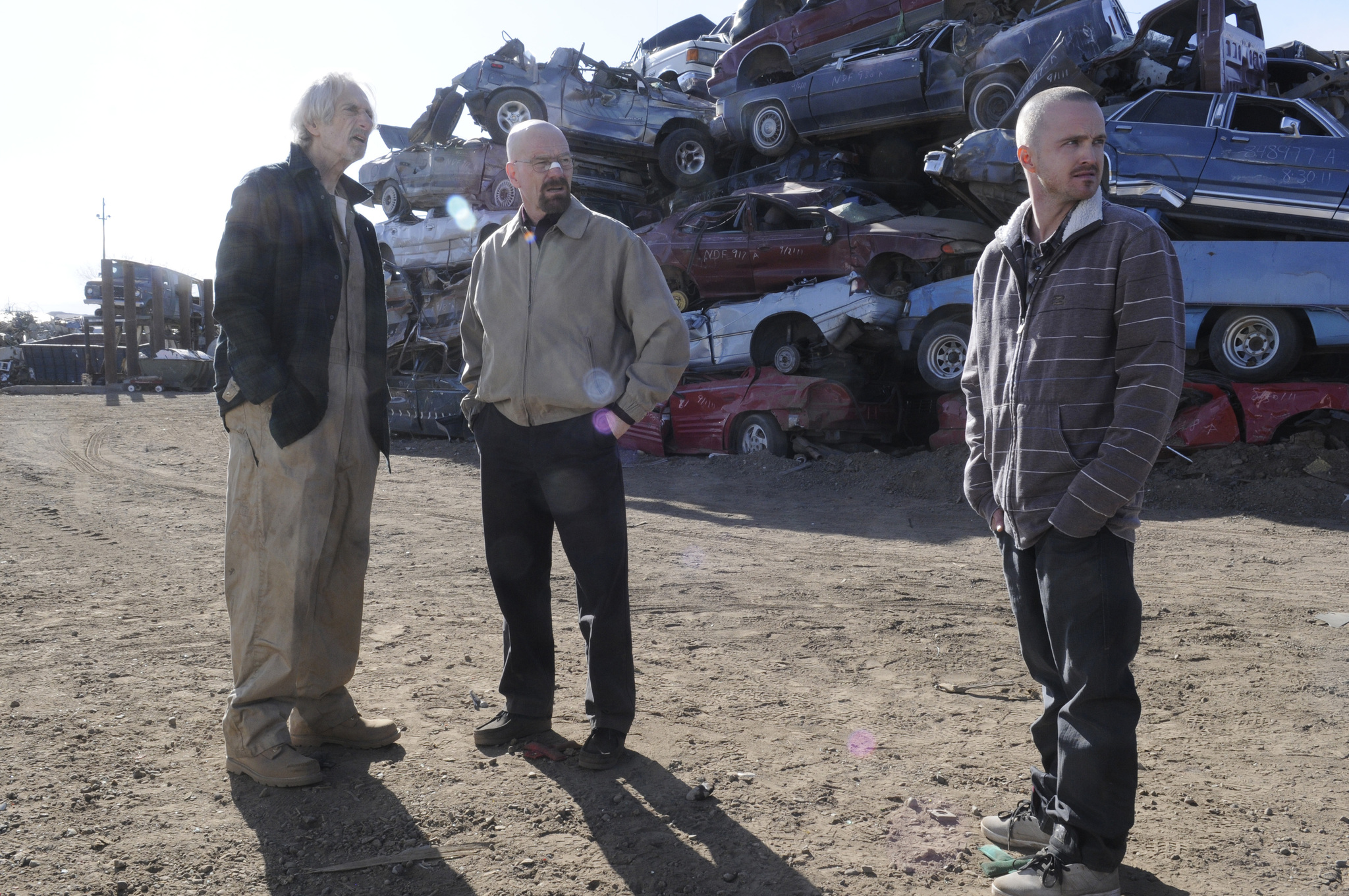 Still of Bryan Cranston, Larry Hankin and Aaron Paul in Brestantis blogis (2008)