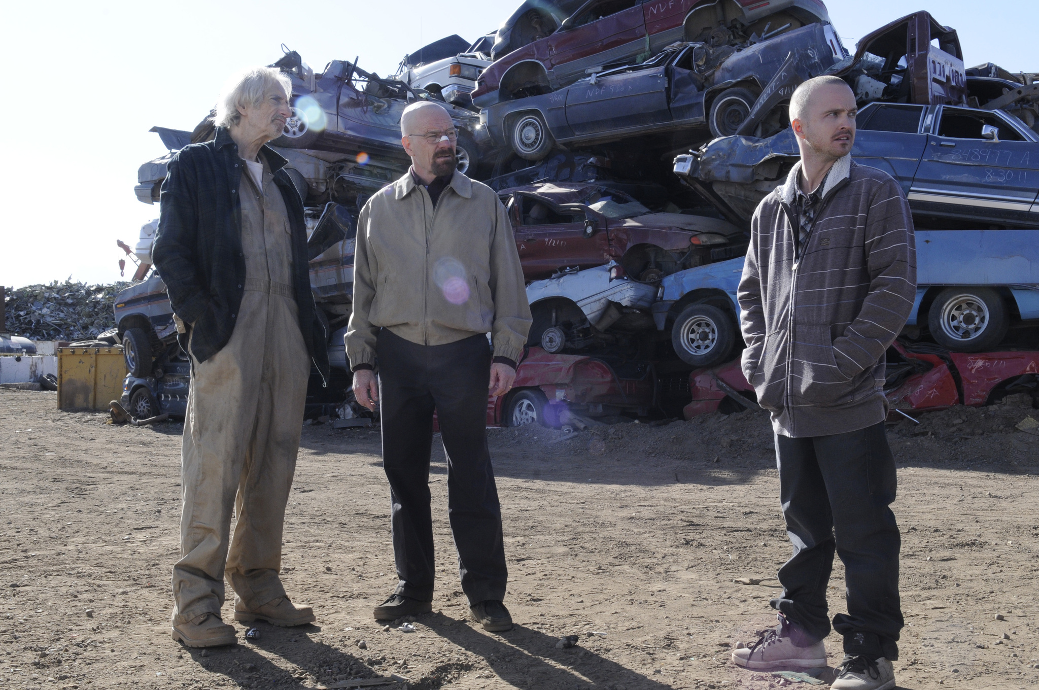 Still of Bryan Cranston, Larry Hankin and Aaron Paul in Brestantis blogis (2008)