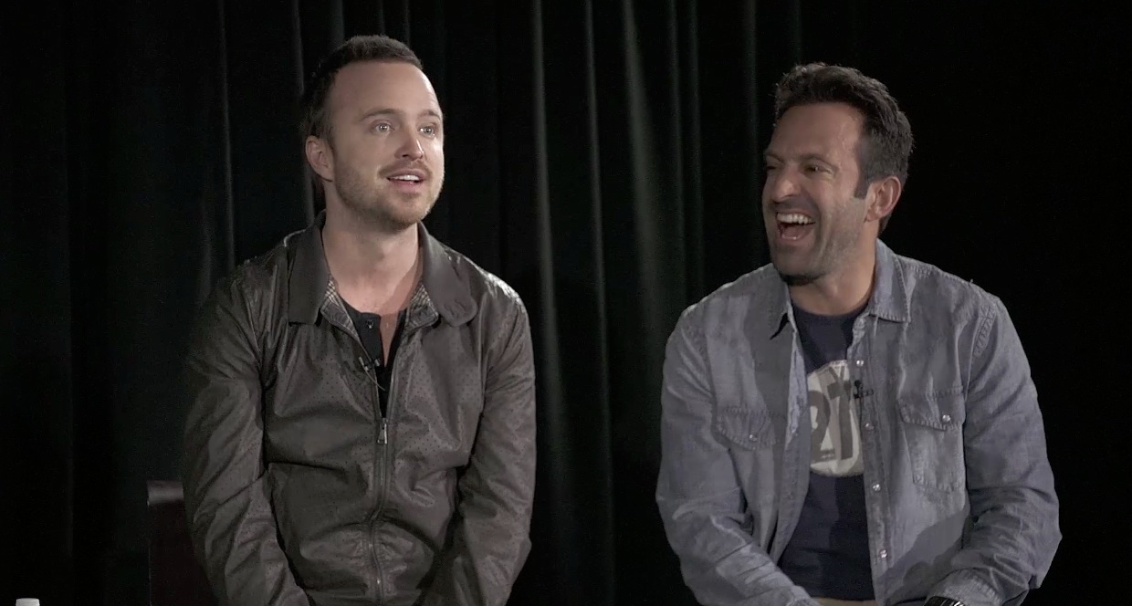 Still of Aaron Paul and Scott Waugh in Need for Speed. Istroske greicio (2014)