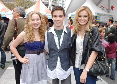 Sara Paxton, Alexander Gould and Allie Grant