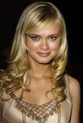 Sara Paxton