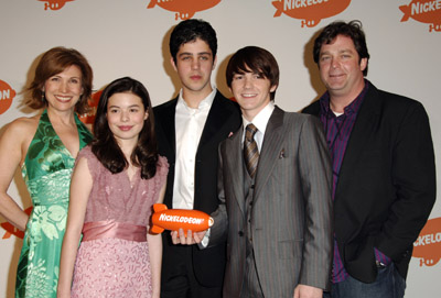 Drake Bell, Jonathan Goldstein, Josh Peck, Nancy Sullivan and Miranda Cosgrove at event of Drake & Josh (2004)