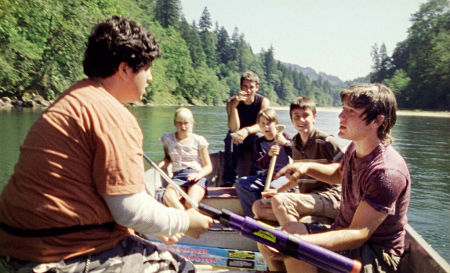 Still of Rory Culkin, Ryan Kelley, Trevor Morgan, Josh Peck, Carly Schroeder and Scott Mechlowicz in Mean Creek (2004)