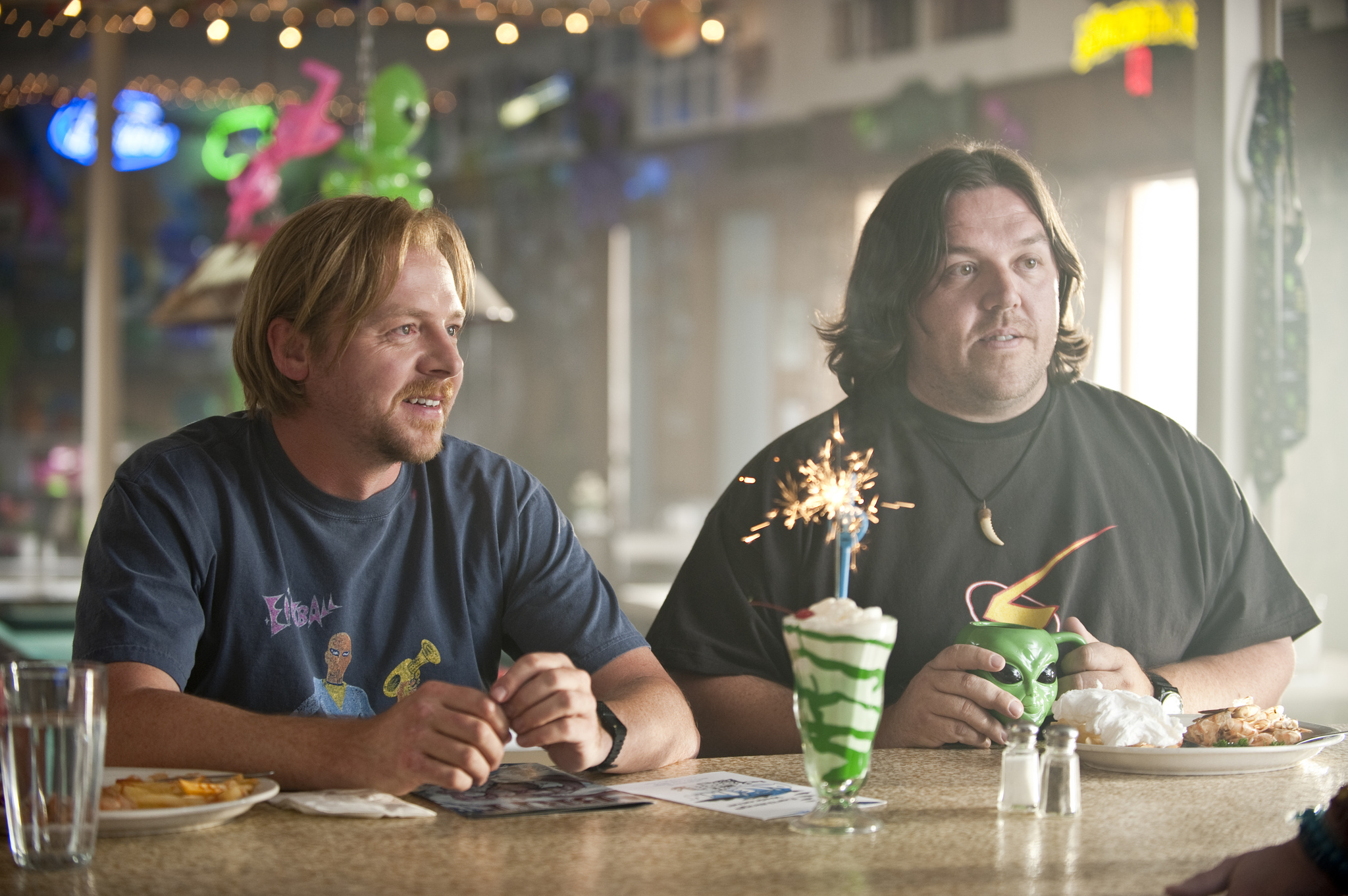 Still of Nick Frost and Simon Pegg in Polas (2011)