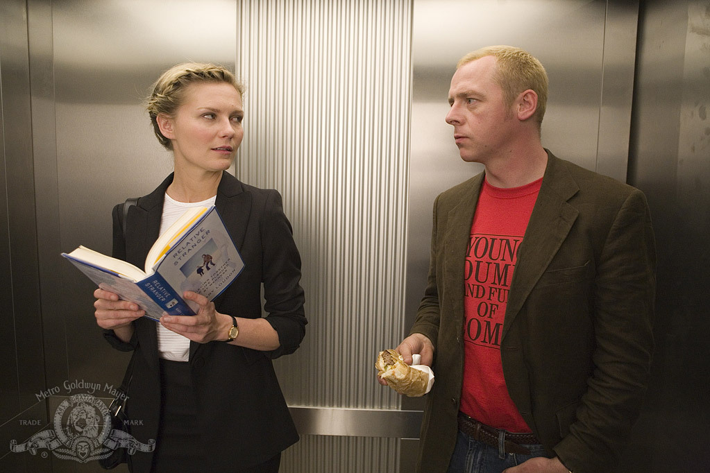 Still of Kirsten Dunst and Simon Pegg in How to Lose Friends & Alienate People (2008)